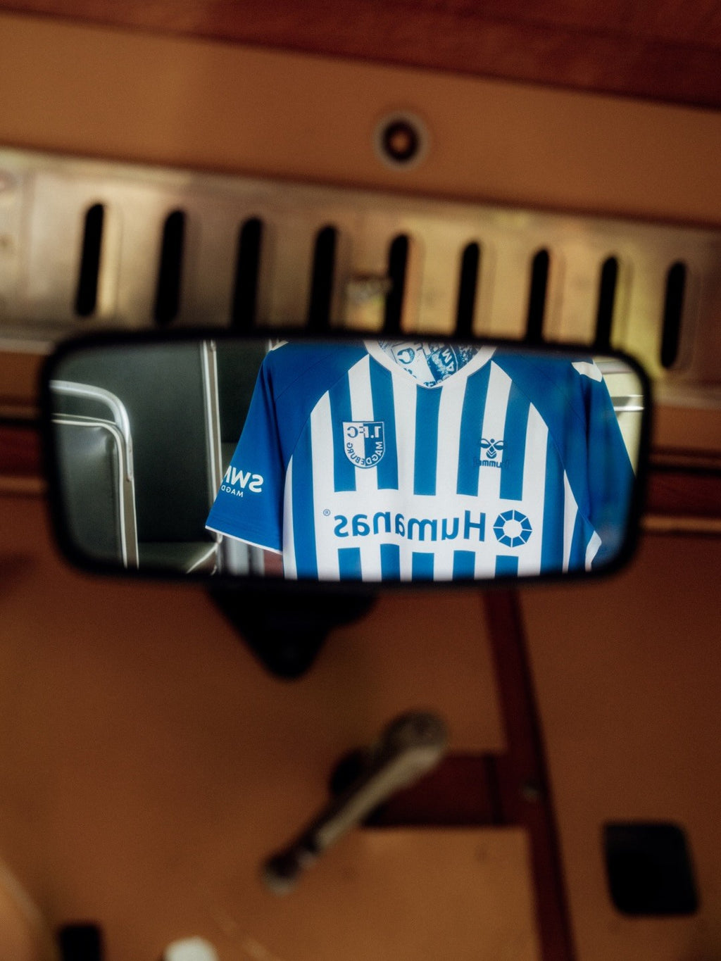 1. FC Magdeburg - Heimtrikot