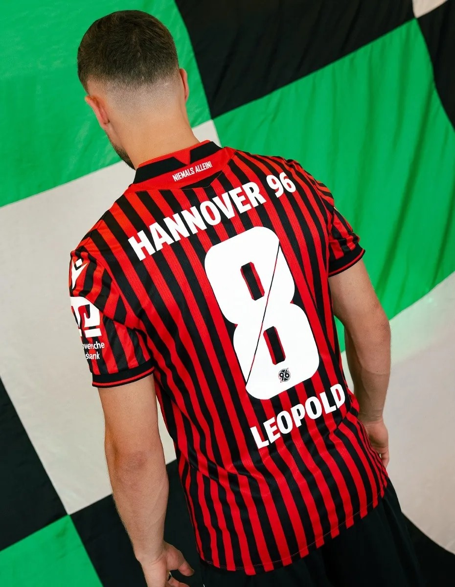 Hannover 96 - Heimtrikot
