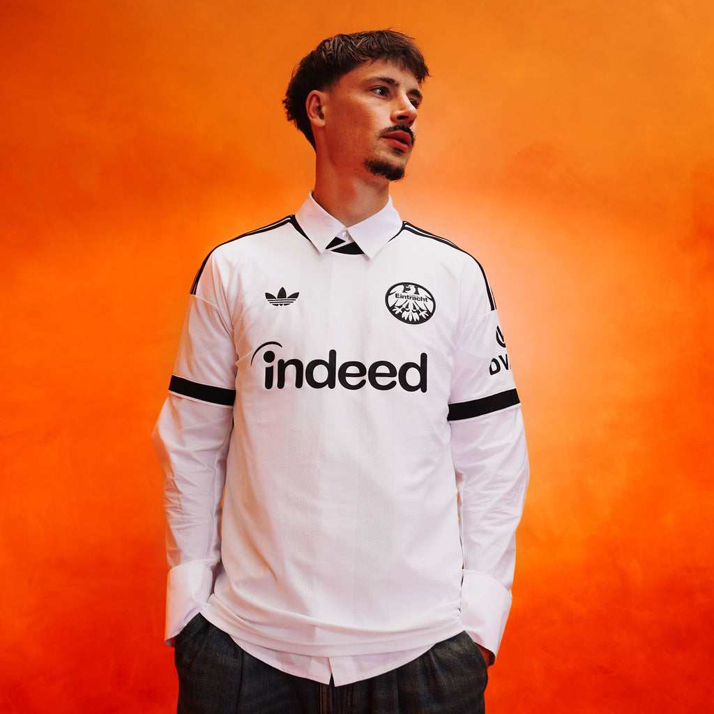 Eintracht Frankfurt - Auswärtstrikot