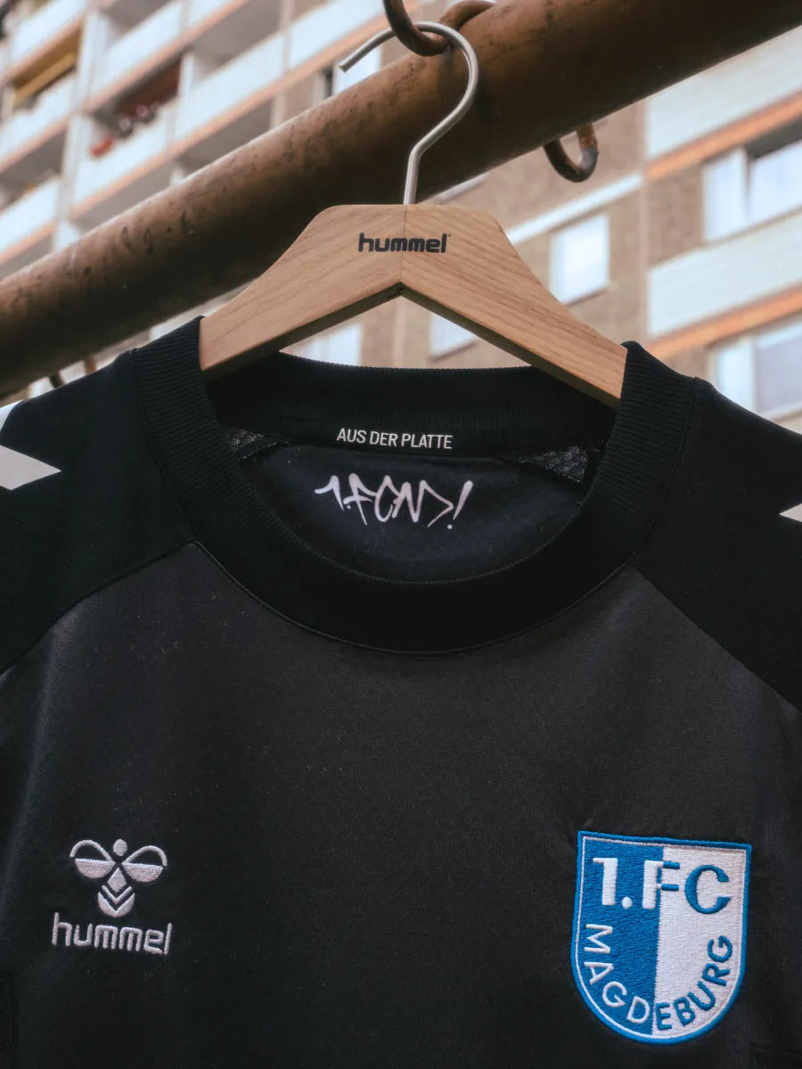 1. FC Magdeburg - Ausweichtrikot