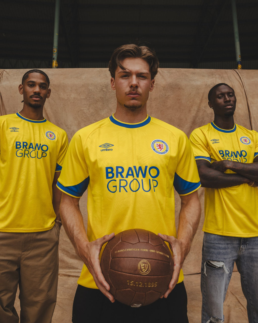 Eintracht Braunschweig - Heimtrikot