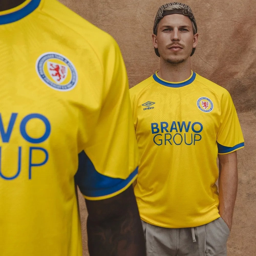 Eintracht Braunschweig - Heimtrikot