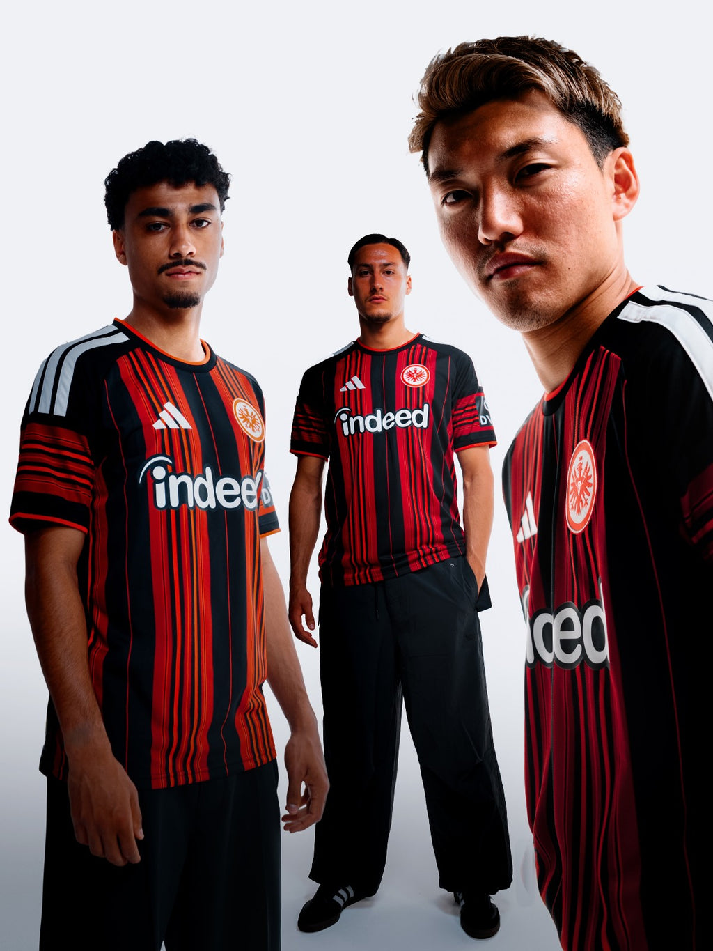 Eintracht Frankfurt - Heimtrikot