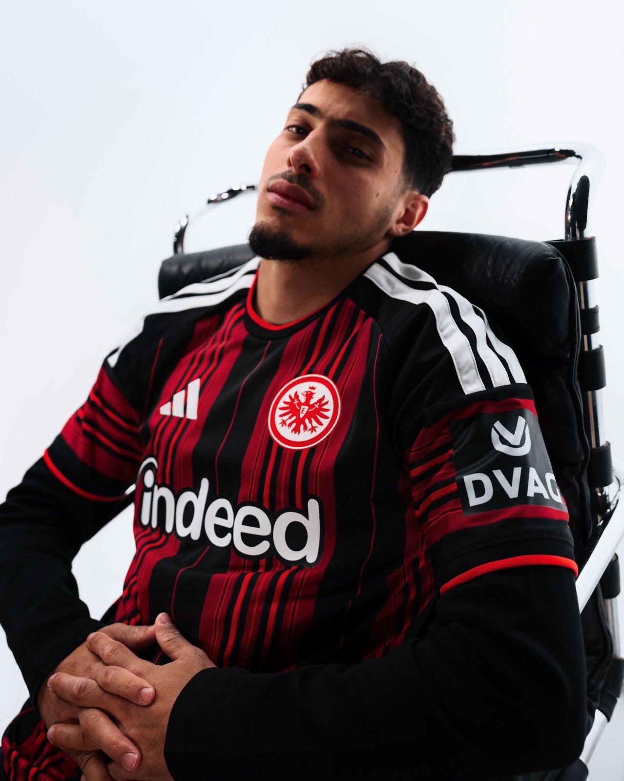 Eintracht Frankfurt - Heimtrikot