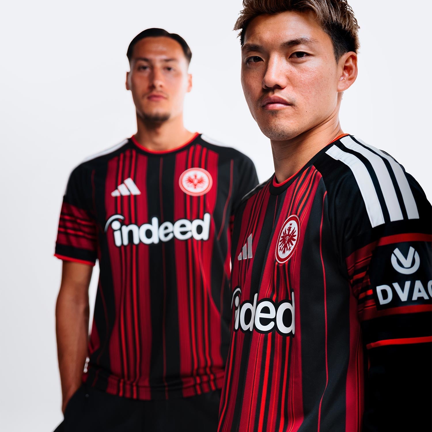 Eintracht Frankfurt - Heimtrikot
