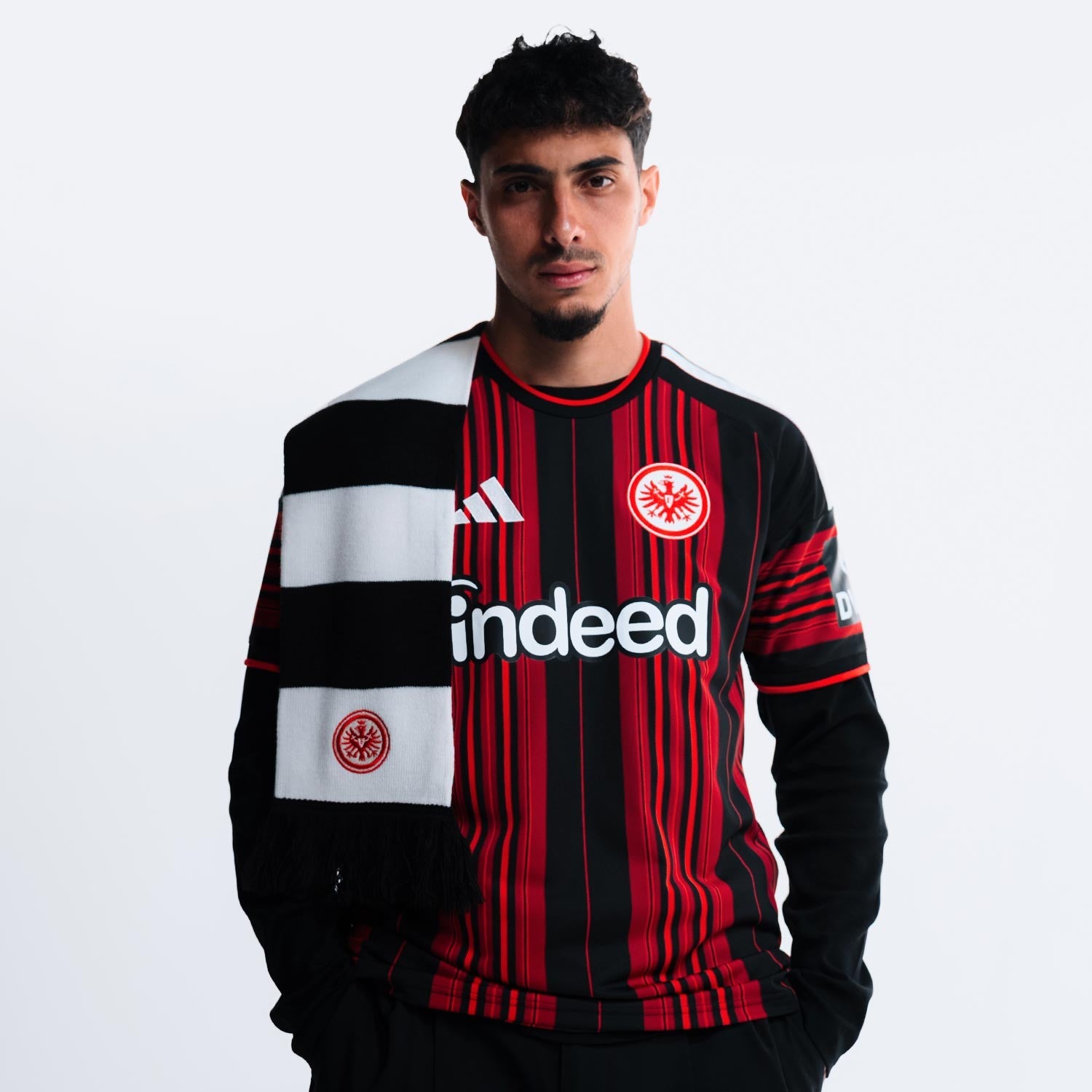 Eintracht Frankfurt - Heimtrikot