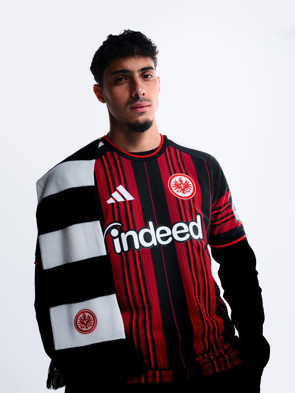 Eintracht Frankfurt - Heimtrikot