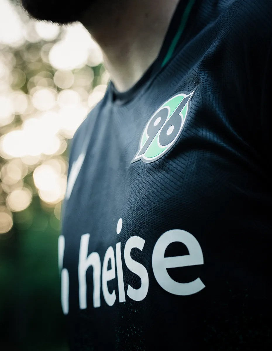Hannover 96 -  Auswärtstrikot