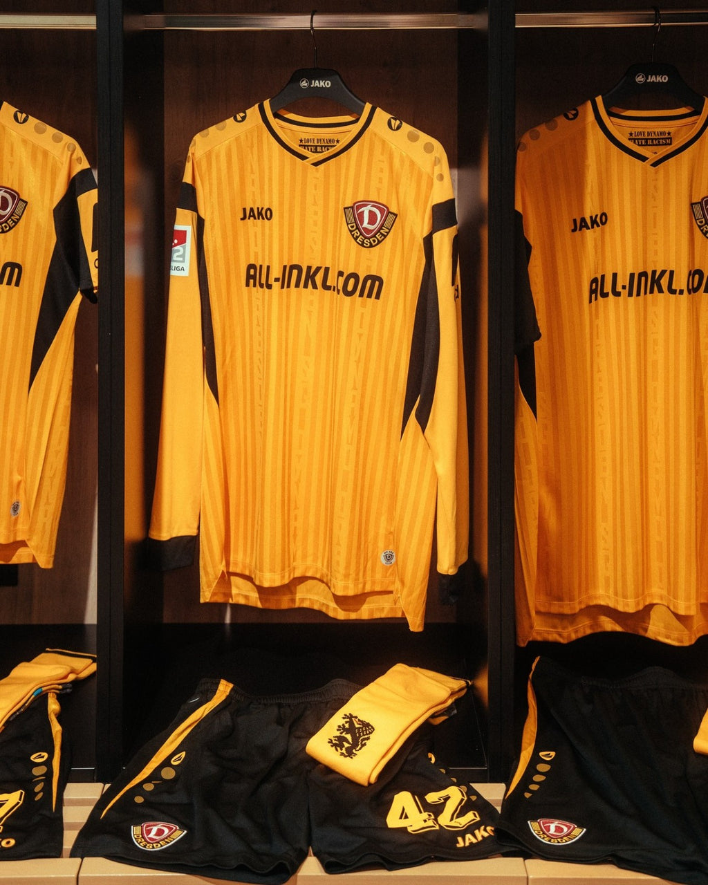 SG Dynamo Dresden - Heimtrikot