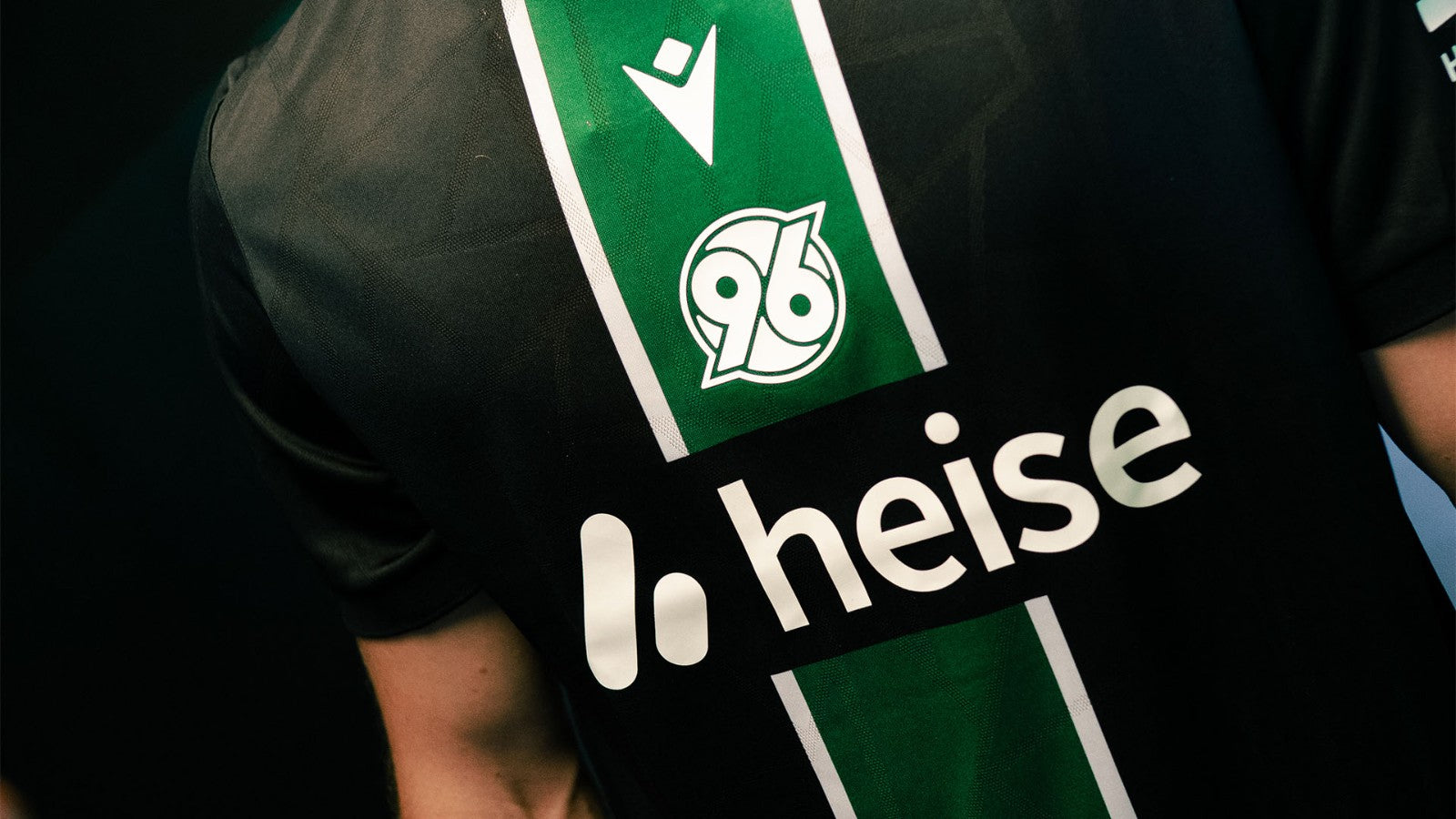 Hannover 96 - Auswärtstrikot