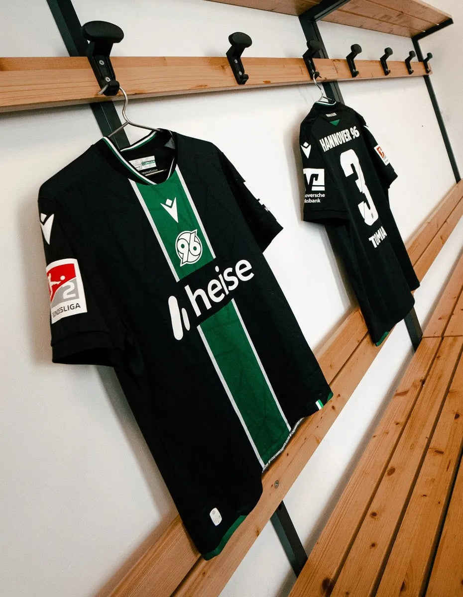 Hannover 96 - Auswärtstrikot